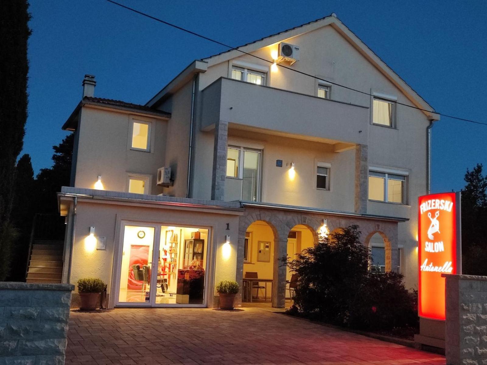Apartments Antonella Betina  Exterior foto